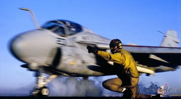 - ka tu izpelnijies godu doties uz koreju??
- nezinu.
bija tads ...