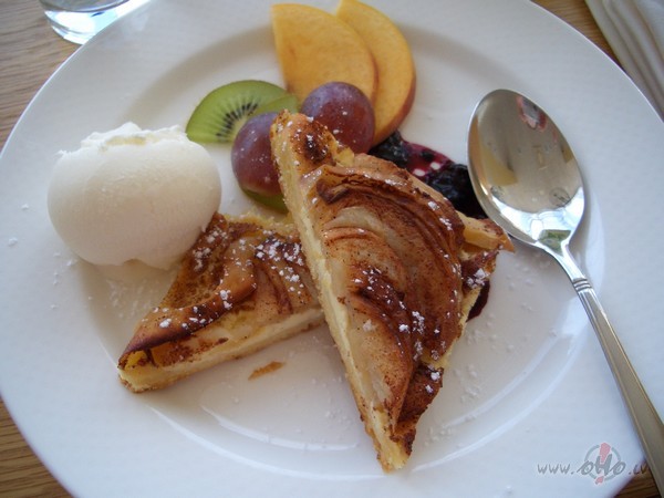 Un otraja bija shitadas te kukas..
isteniba nemaz nebija tik ...