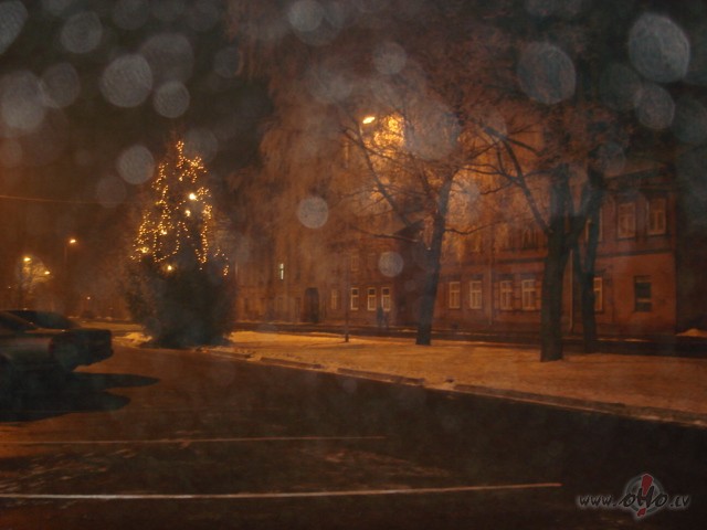 ................ AIZVED MANI BALTAA MEZJAA.....................