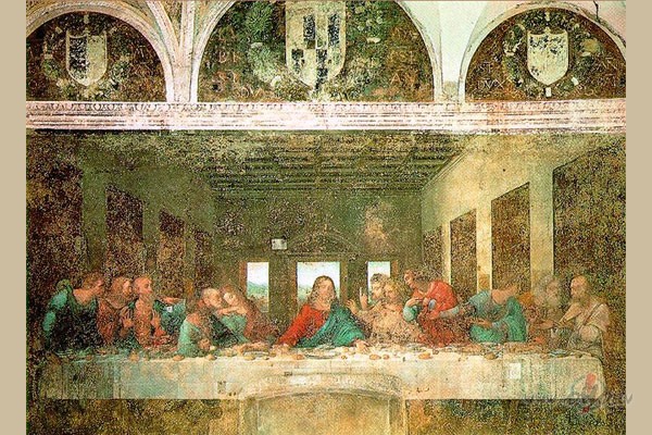 Starp citu tas&nbsp; mistiskais V burts pa vidu