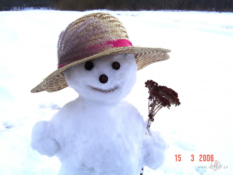 &nbsp;&nbsp;&nbsp;&nbsp;&nbsp; * * *
Ak, pavasars ! Cik t�rs ir ...