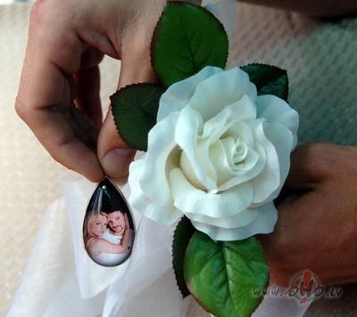 N�k nakts un pie debes�m par�d�s zvaigznesKo lai vientu�ai meitenei ...