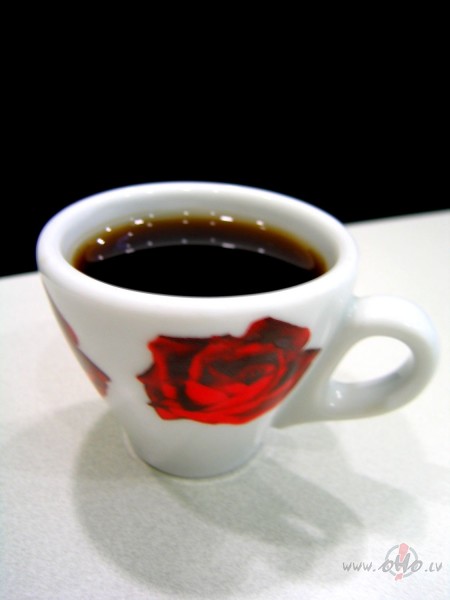 T�, p�d�j� kafijas tas�te un proj�m no darba... ir ta�u ...