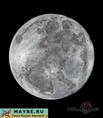 Izgaju tagat vakara lauka un skatos pilnmenes vareti ari padejot ...