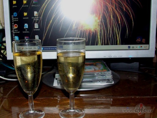 						
	
		
	




Kad pusnakts stunda zvaigzn�s p�rv�r� ...