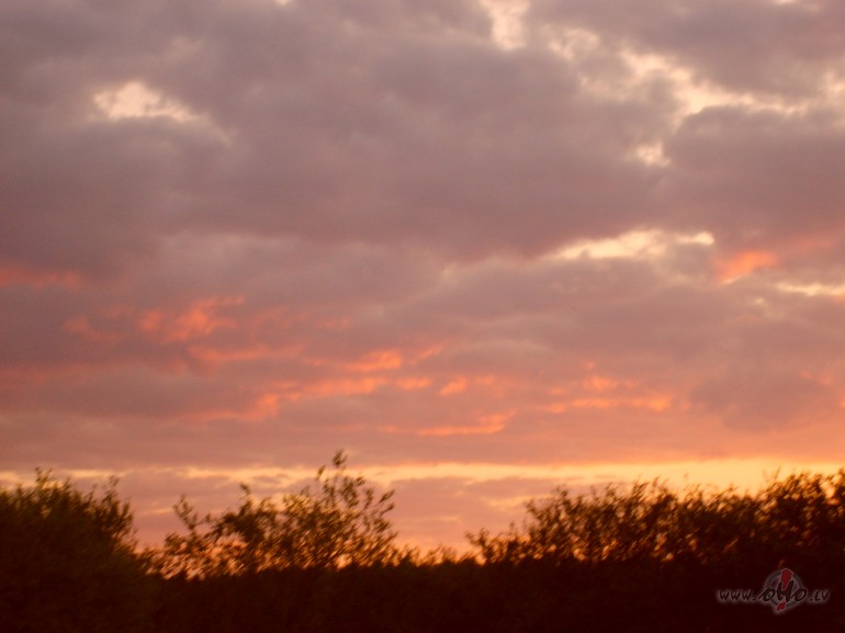 .....eksist� ar� augst�kas cilv�ces att�st�bas pak�pes. L�dzko ...