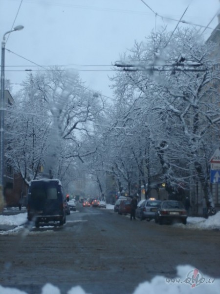 Galvenais neiesnigt kupen�, tom�r ja gad�s t�d� iek��t, tad lai ...