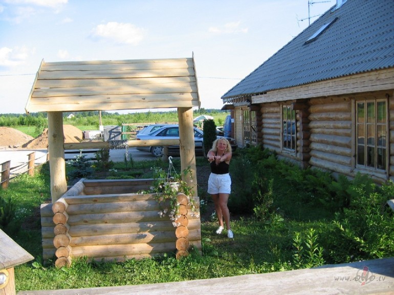 Laim�g�kiem no cilv�kiem nav nepiecie�ams, lai vi�iem b�tu viss ...