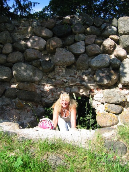 Pasmaidiet, smaidiet !!!! Vai jums tas gr�ti ??? Man gan tas �ik un ...