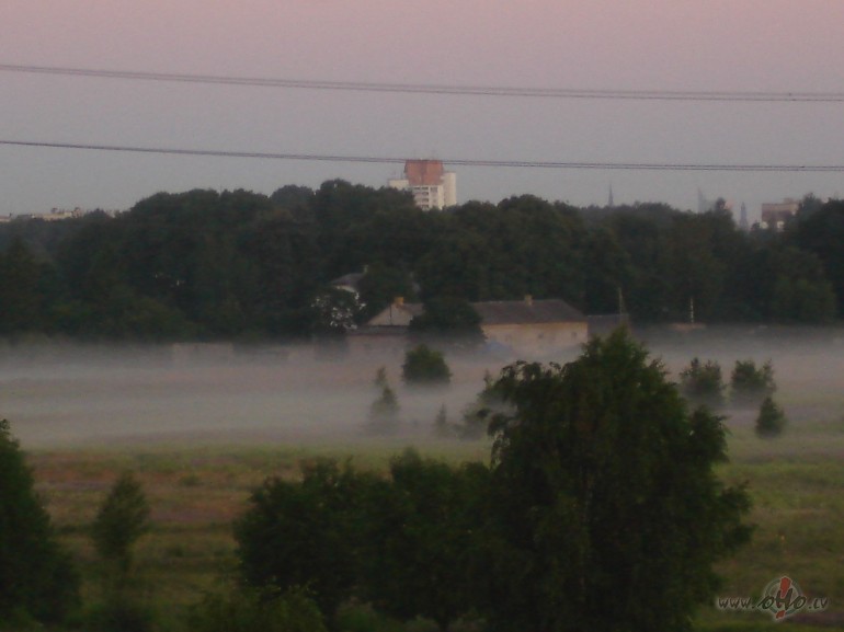 Labr�ts visapk�rt !:)
Saulei austot atkal m��in�ju kadr� iedab�t ...