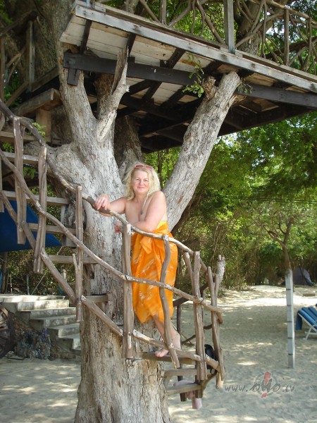 Ir v�rdi, kas satricina tikai gaisu..... es palieku ar tiem v�rdiem, ...