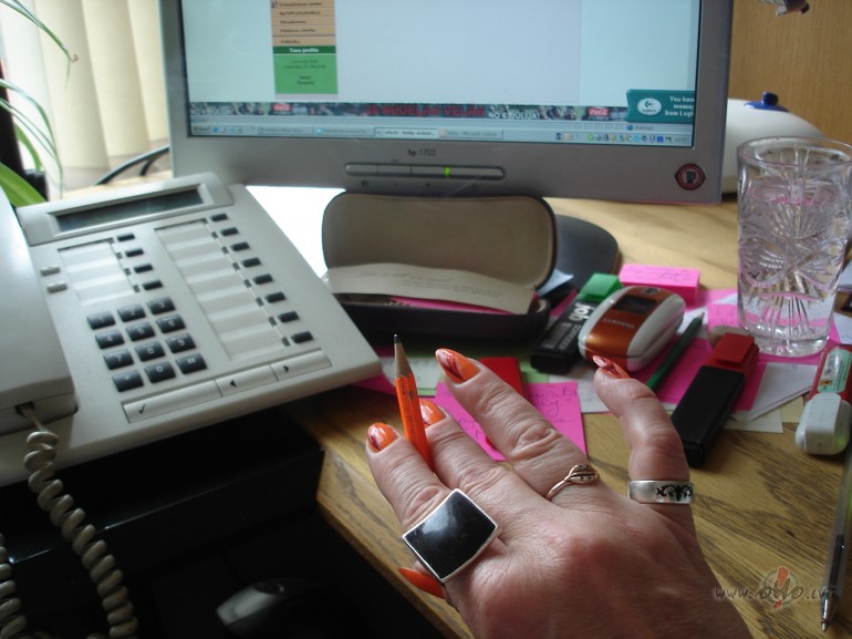 Piektdien nafff j�mekl� iemesls.... Piektdiena jau pate par sevi ir ...