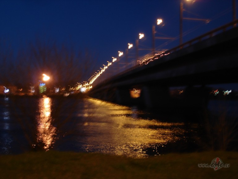 .... un v�l k�ds skrejo�s mirklis, jo teju, teju&nbsp; tas viss ...