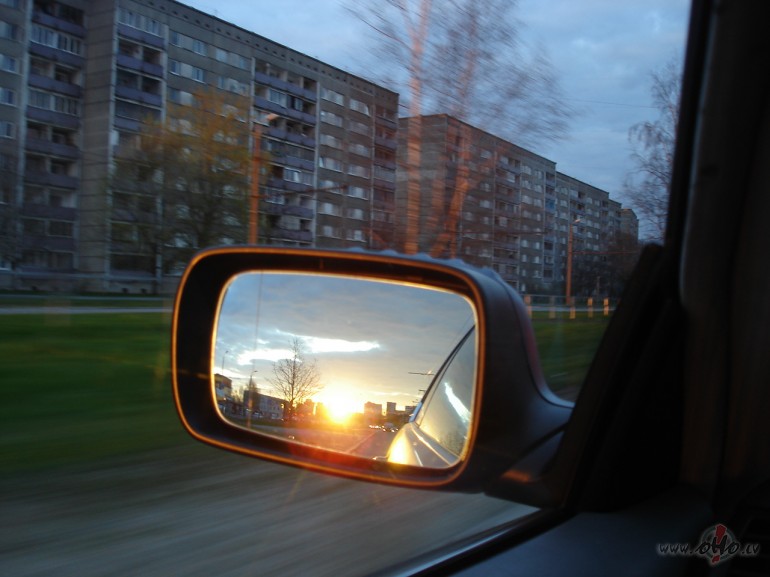 Hmmm, tikko dzird�ju film� teikto- lab�k stulbi draugi, nek� ...