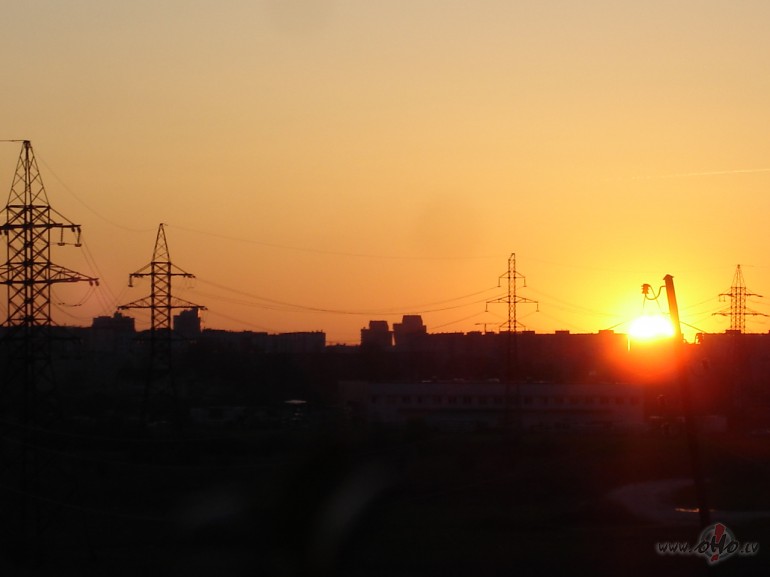 Skrie�us, skrie�us... par laimi, tas tik v�l da�as dienas un tad ...