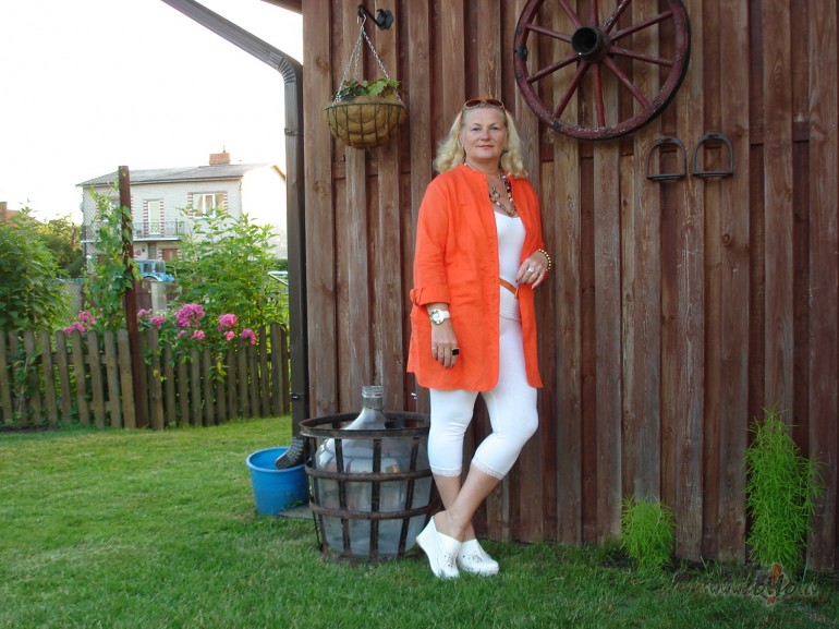 Viss, p�d�j�s 30 min�tes ... un paz�du zilaj�s t�l�s :)!!! Mekl�jiet ...