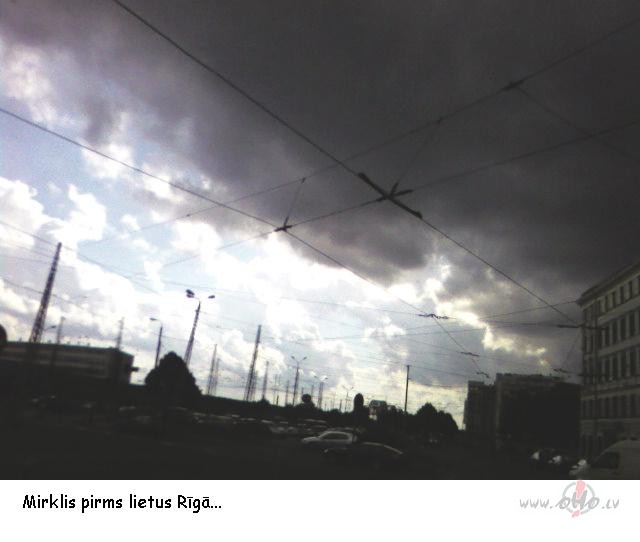 &nbsp;
�DENSV�RAM
Dienas gai��k� doma 
Pavadi dienu jautr�, ...