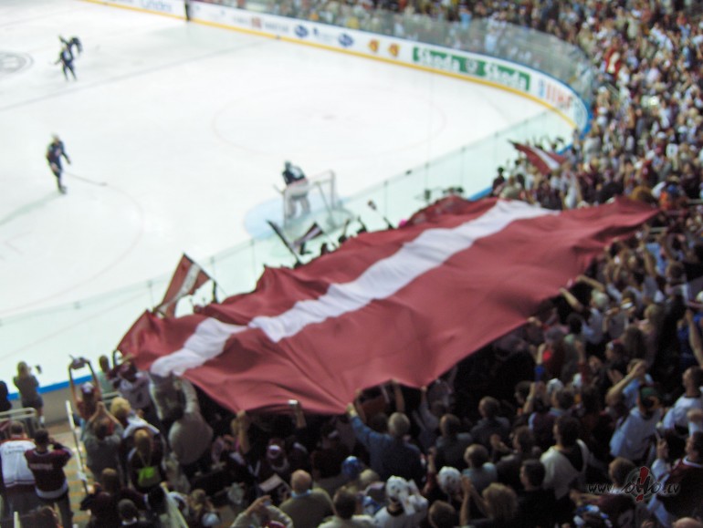 Sumin�t�..sumin�ta...m�su liel� ,bet tom�r maz� Latvija...nu tie ...