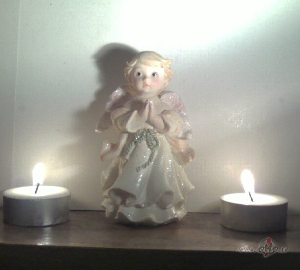 Visiem, kas aizg�ju�i...lai dus mier�...