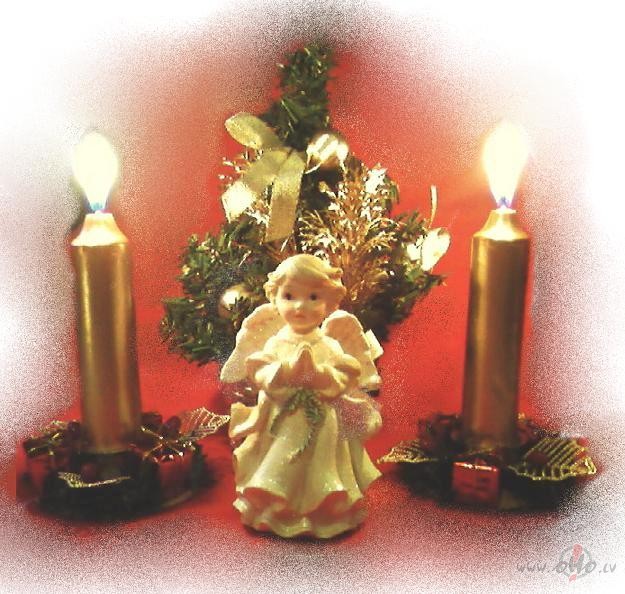 NAKT�T�ds miers un svin�gums,Jau zeme balta,Vien k�da ugunti�a ...