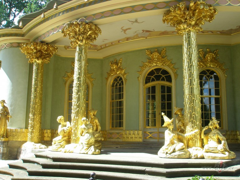 Sv�rstos starp Klaidermanu un pas�vo-akt�vo ...........