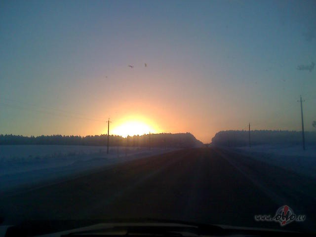 Es pazaud�ju labr�tu,tagad skum�ga eju,pa sniega p�rl�mmekl�ju to,pa ...