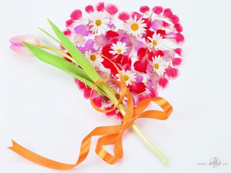 Valent�ndiena...varb�t tom�r to der uztvert nenopietni?:)V�rie�i ar ...