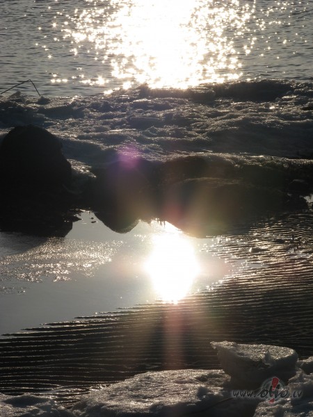 Labas attiec�bas sniedz lielu gandar�jumu :)!&nbsp;
Attiec�bas ...