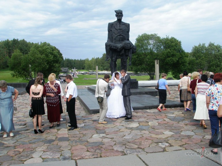 Vienreiz gad� man uzn�k t�ds garast�voklis ..!!!!!ja pat �obr�d k�ds ...