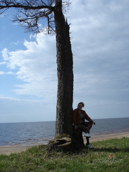 Ja m�s sp�jam m�l�t, ar� m�s sp�s m�l�t. Tas ir tikai laika jaut�jums ...