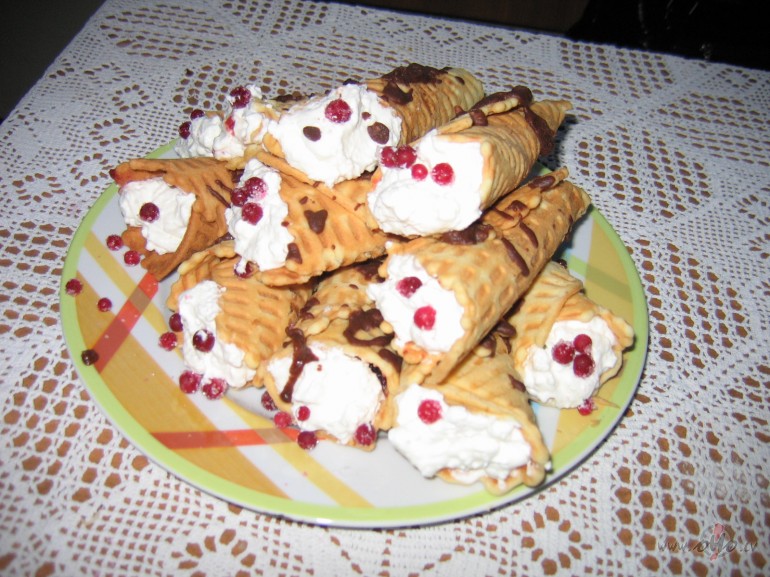 ...�it�s sacepu visiem hokeja faniem...lai ir kur karstos momentos ...