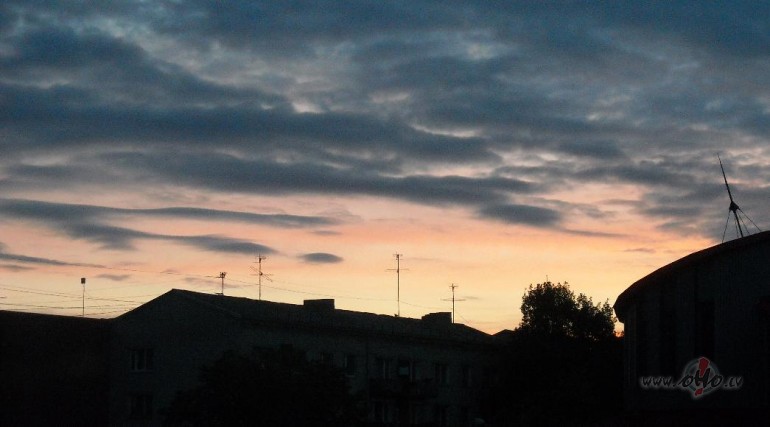 M�ko�i.Kr�ko�i.Tum�o�i un gaismo�i.Debe�i.