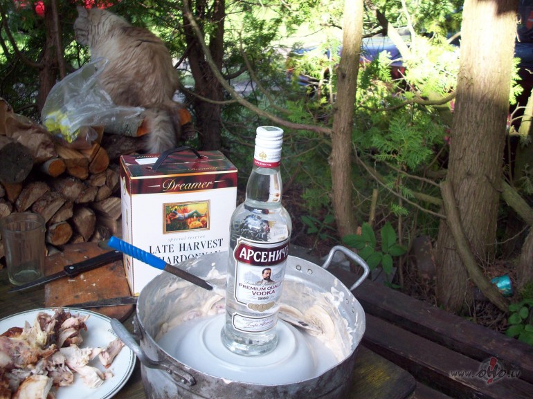 Laika apst�k�i bija main�gi-reiz�m saule,reiz�m lietus,reiz�m ...