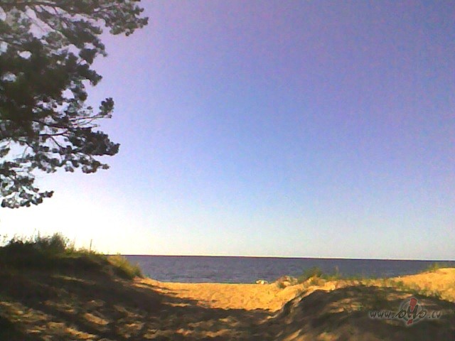 &nbsp;&nbsp; N�ve nekad nav t�lu no mums.Vienm�r tepat tuvum�, ...