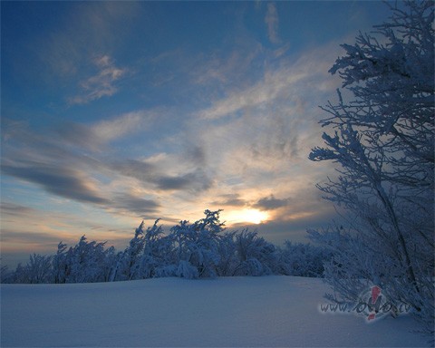 Tik Ziemassv�tki �tri pien�k,kad nepasp�j pat paman�t,tad j�steidz ...