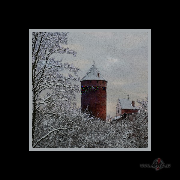 Tornis iet tikai taisni https://www.youtube.com/watch?v=nxdQF4VUGng ...