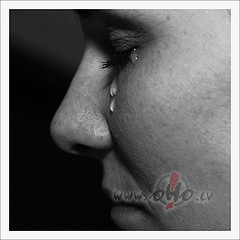 &nbsp;l�st lietus p�r vaigiem -t�s asaras manasak,neskaties,
stipra ...