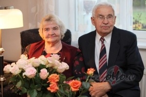 .........vecum� ar� prieki esot,
Ja tik dz�ves g�jum�
Skaidru sirdi ...