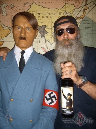 SITO PUDELIITI JAAIZDZER UZ TO PUISU VESELIIBU