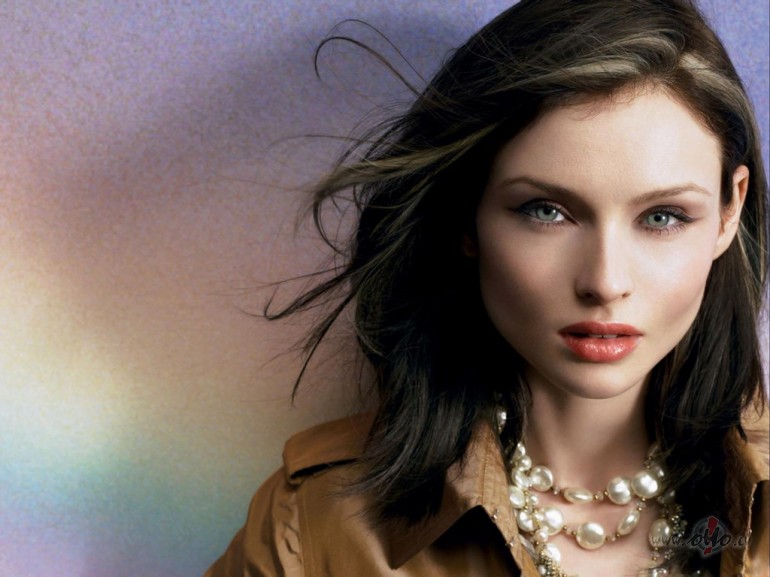 Replay _sada�a  ...  ** SOPHIE_ELLIS_-_BEXTOR__Feat.__JUNIOR_CALDERA **