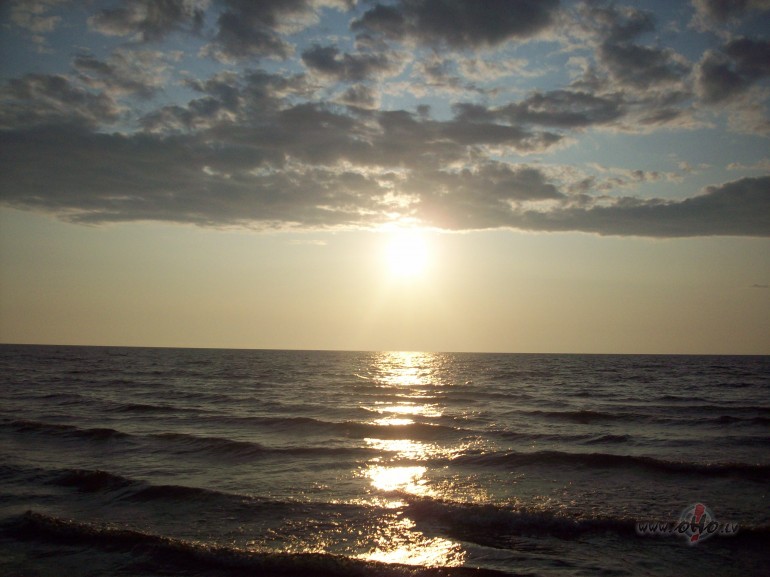 Kaisl� saspr�g�ju��m l�p�mv�lodzes bals� vasara lietu saucd�vin��u ...