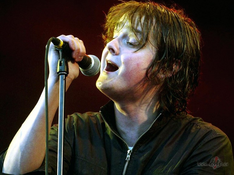 **  K__E__A__N__E  **  ...  5  no  1  ...