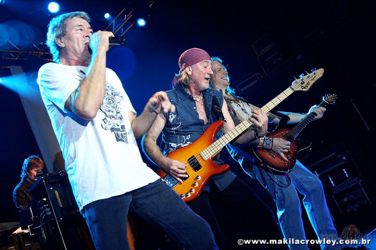 ROKA_sada�a_  ...  **  D__E__E__P____P__U__R__P__L__E  **