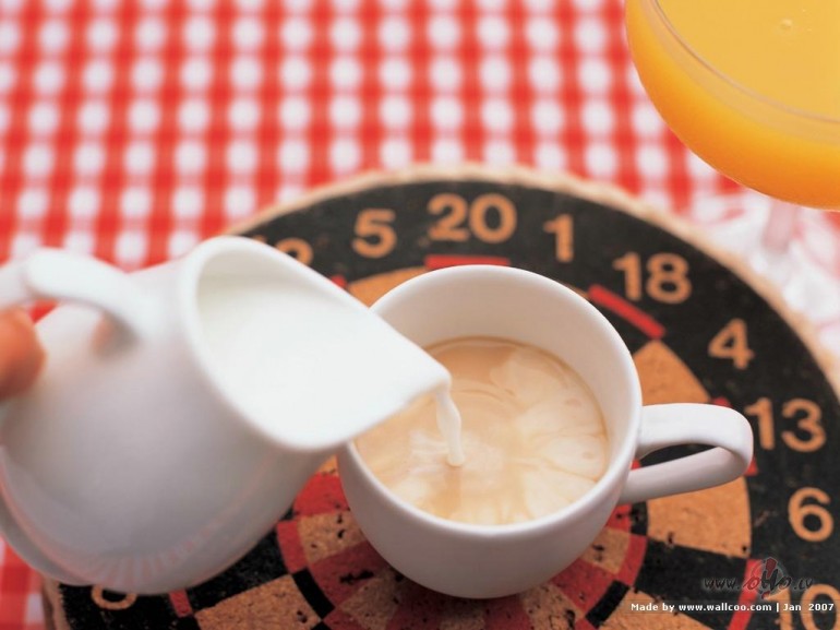 L_a_b_r_�_t_...  **  L__I__G__H__T__S  **