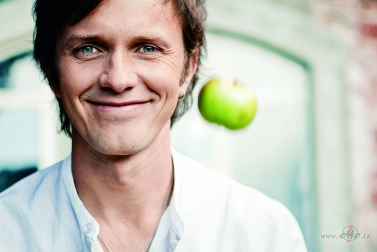 HEIJ�_HEIJ�_...  **  R_E_N_�_R_A_M__K_A_U_P_E_R_A_M  **  ...  SVEICIENI_V�RDA_DIEN�__!!!