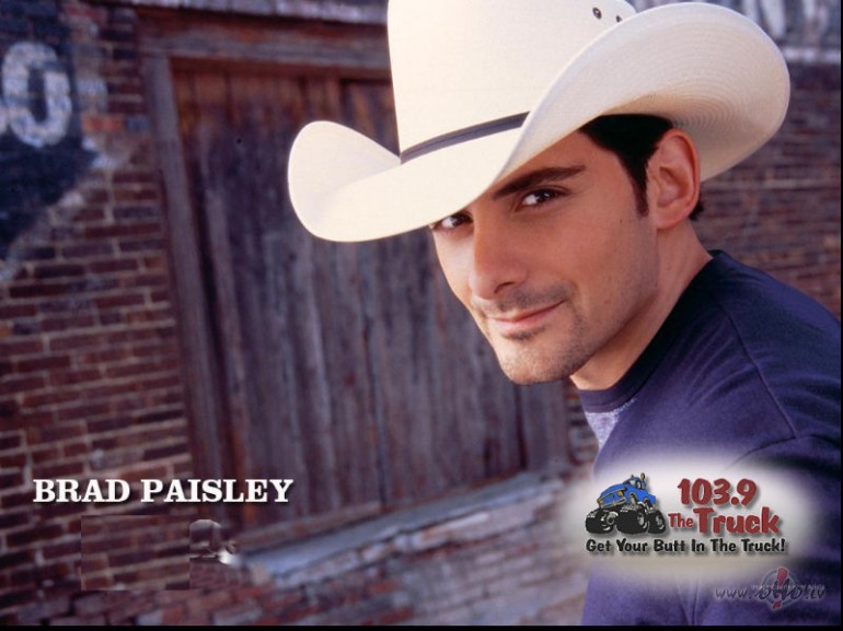 AR_LABU_...  **  B_R_A_D__P_A_I_S_L_E_Y  **