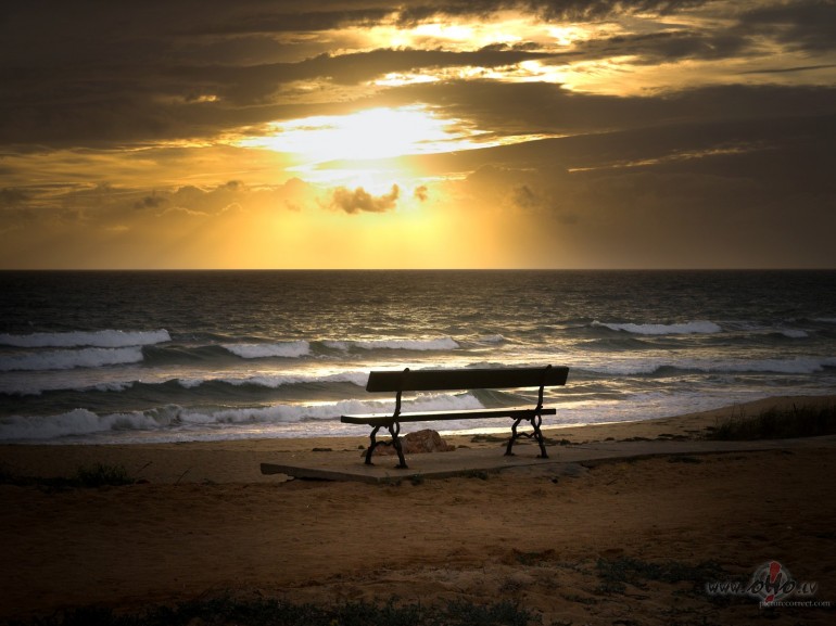 AR_LABU_...  **  V__L__A__D____D__A__R__W__I__N  **