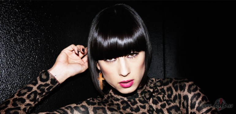 ABSOL�TS_JAUNUMS_...  **  M__E__D__I__N__A  **