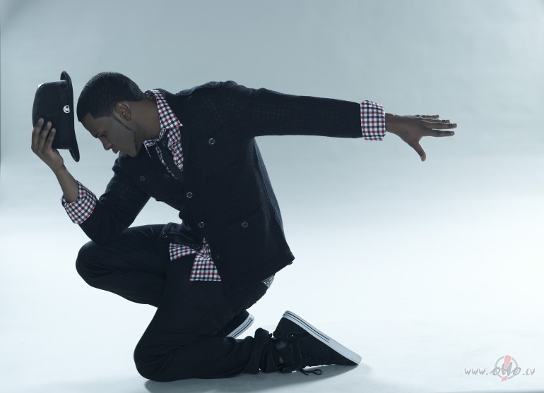 NEW_&_FRESH_...** J_A_S_O_N__D_E_R_U_L_O **