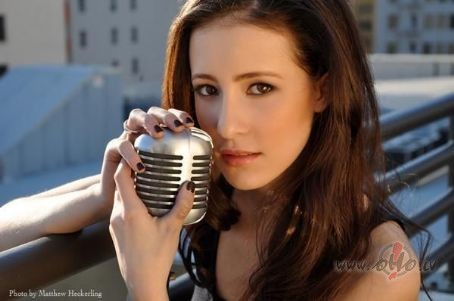 TIFFANY_GIARDINA